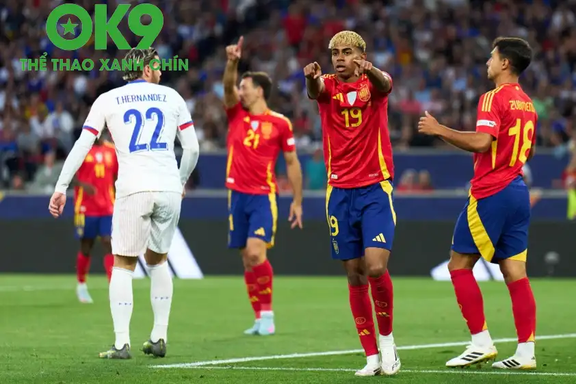 Lamine Yamal cùng các đồng đội tiến vào trận chung kết UEFA Nations League với mạch bất bại liên tiếp. (Ảnh: Internet) Lamine Yamal cùng các đồng đội tiến vào trận chung kết UEFA Nations League với mạch bất bại liên tiếp. (Ảnh: Internet)