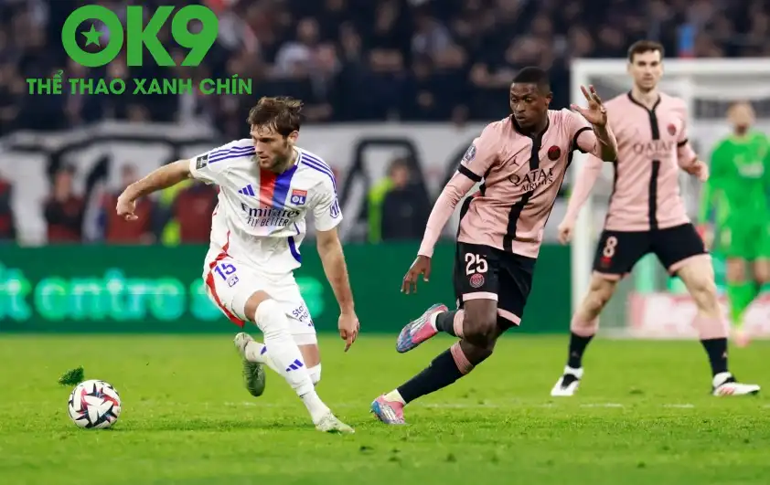 Với phong độ ấn tượng hơn, PSG được dự đoán sẽ chiến thắng để củng cố ngôi đầu. Với phong độ ấn tượng hơn, PSG được dự đoán sẽ chiến thắng để củng cố ngôi đầu.