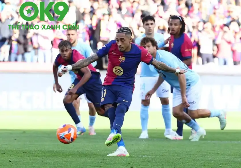 Cuộc đối đầu giữa Celta Vigo và Barca được dự đoán sẽ là một trận đôi công hấp dẫn. Cuộc đối đầu giữa Celta Vigo và Barca được dự đoán sẽ là một trận đôi công hấp dẫn.